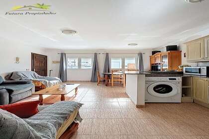 Flat for sale in Arrecife, Lanzarote. 