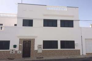 Apartment for sale in San Bartolomé, Lanzarote. 