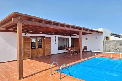 Villas til salg i Playa Blanca, Yaiza, Lanzarote. 