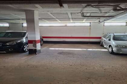 Parkovací místa v Arrecife, Lanzarote. 