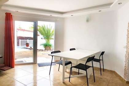 Casa a due piani vendita in Playa de Las Americas, Arona, Santa Cruz de Tenerife, Tenerife. 