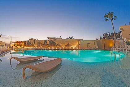 Apartment for sale in Los Cristianos, Arona, Santa Cruz de Tenerife, Tenerife. 