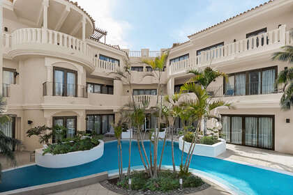 酒店公寓 出售 进入 Los Cristianos, Arona, Santa Cruz de Tenerife, Tenerife. 