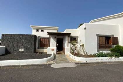 Villas til salg i Playa Blanca, Yaiza, Lanzarote. 