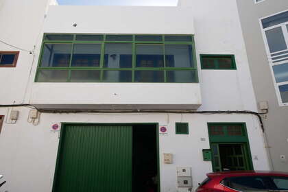 Warehouse for sale in Altavista, Arrecife, Lanzarote. 