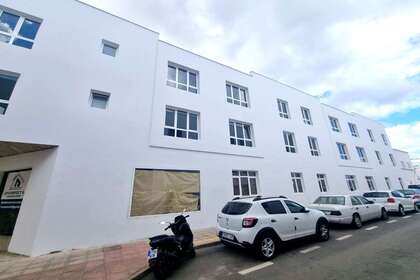 Kommercielle lokaler til salg i Arrecife, Lanzarote. 