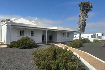 Chalet for sale in San Bartolomé, Lanzarote. 