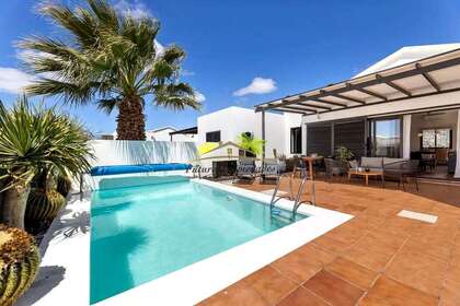 Chalet for sale in Yaiza, Lanzarote. 