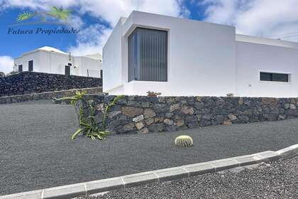 Chalet for sale in Femés, Yaiza, Lanzarote. 