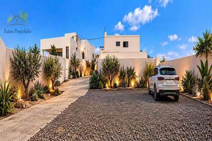 Chalet zu verkaufen in Agüimes, Las Palmas, Gran Canaria. 