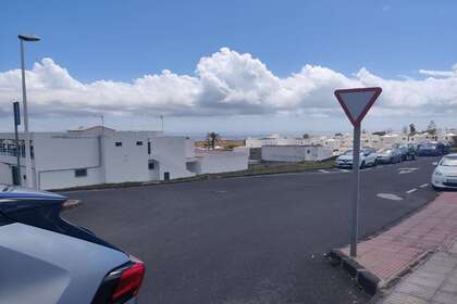 酒店公寓 出售 进入 Tías Pueblo, Lanzarote. 