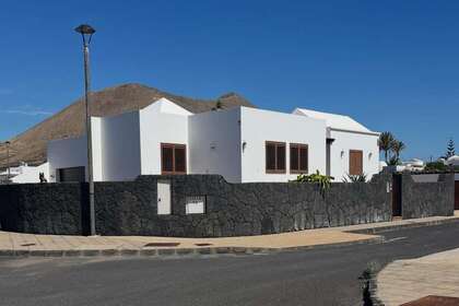 Vily na prodej v La Vegueta, Tinajo, Lanzarote. 