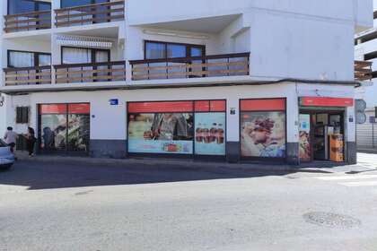 Kommercielle lokaler til salg i Arrecife, Lanzarote. 