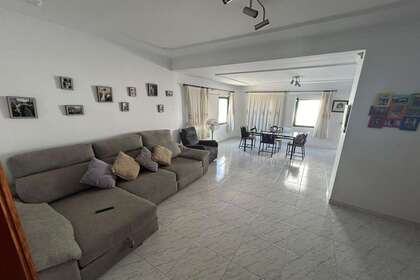 Triplex for sale in Valterra, Arrecife, Lanzarote. 