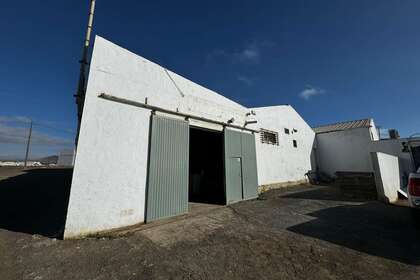 Warehouse for sale in Arrecife Centro, Lanzarote. 