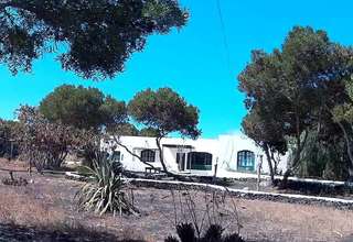Chalet for sale in Uga, Yaiza, Lanzarote. 