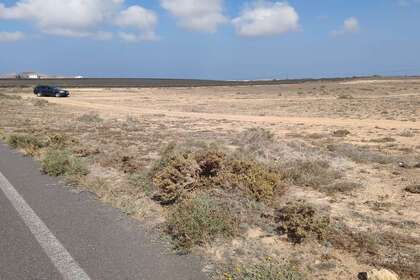 Plot for sale in La Vegueta, Tinajo, Lanzarote. 