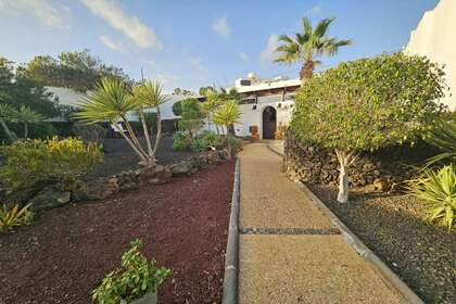 Villa's verkoop in Tías Pueblo, Lanzarote. 