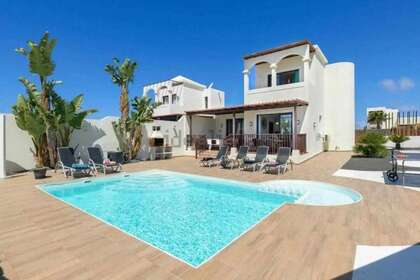 Villa vendita in Playa Blanca, Yaiza, Lanzarote. 