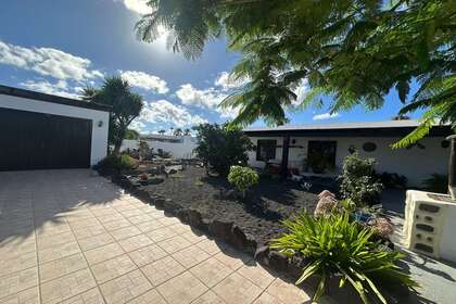 Вилла Продажа в Los Mojones, Tías, Lanzarote. 