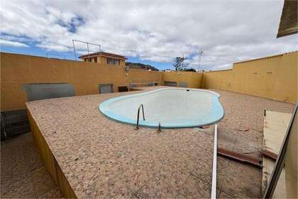 Chalet for sale in Arucas, Las Palmas, Gran Canaria. 