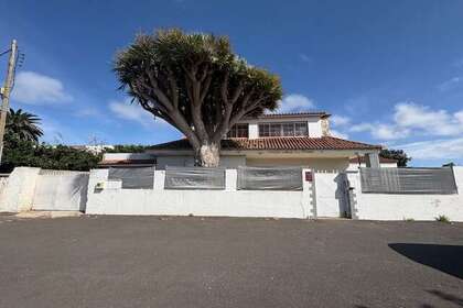 Chalet venta en Campo de Golf, Tacoronte, Santa Cruz de Tenerife, Tenerife. 