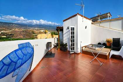 Townhouse for sale in Alcalá, Guía de Isora, Santa Cruz de Tenerife, Tenerife. 