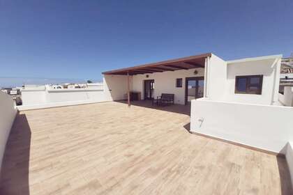 House for sale in Tinajo, Lanzarote. 