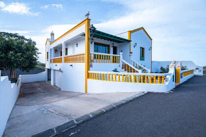 Huizen verkoop in Tajaste, Tinajo, Lanzarote. 