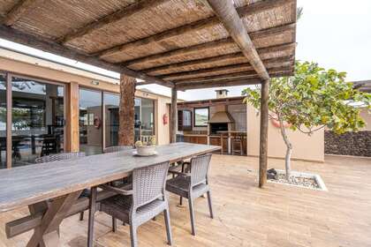 Villa's verkoop in Candelaria, Tías, Lanzarote. 